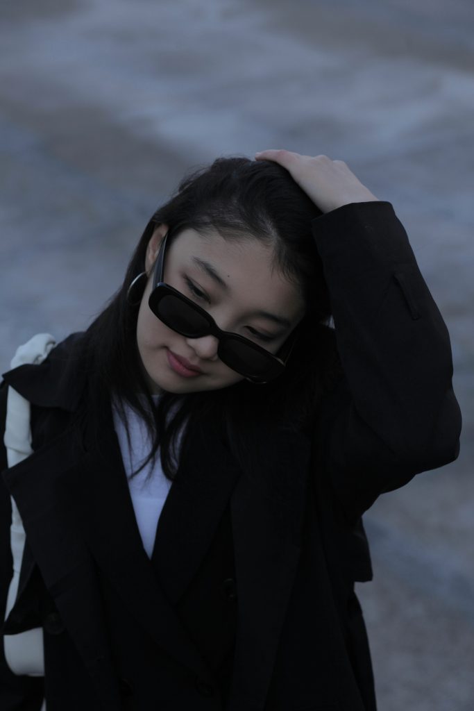 woman with black sunglasses on
